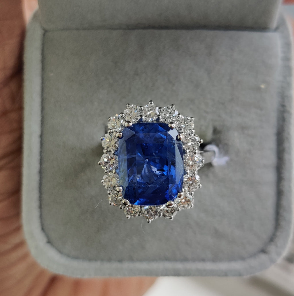 Timeless Elegance 4.00 Ct Cushion Sapphire & Diamond Halo Cluster Ring -Platinum