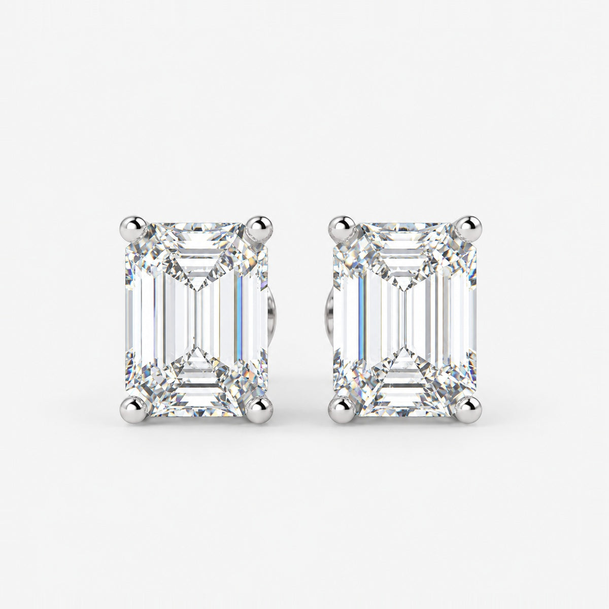 GIA Certified 2.00Ct E-F/VVS2 Emerald Diamonds Stud Earring In Platinum