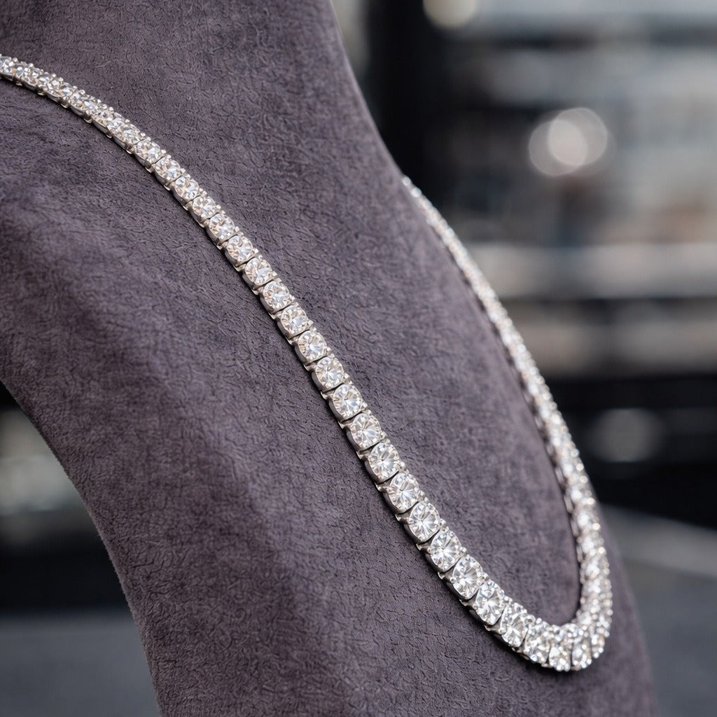 Last Piece D/VS 25.00Ct Round Diamond Graduated Necklace in Hallmarked 9k White Gold