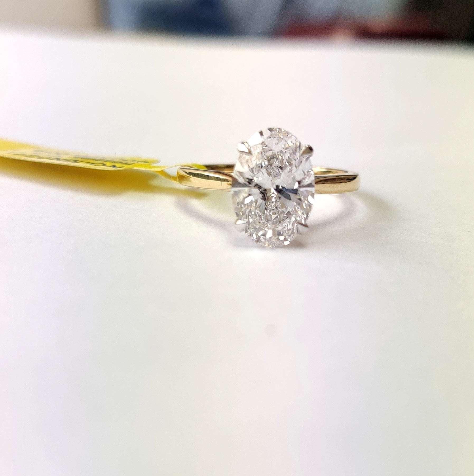 3.00Ct 6.00 CT IGI Certified Diamond Oval Cut Solitaire Engagement Ring in 18k Yellow Gold
