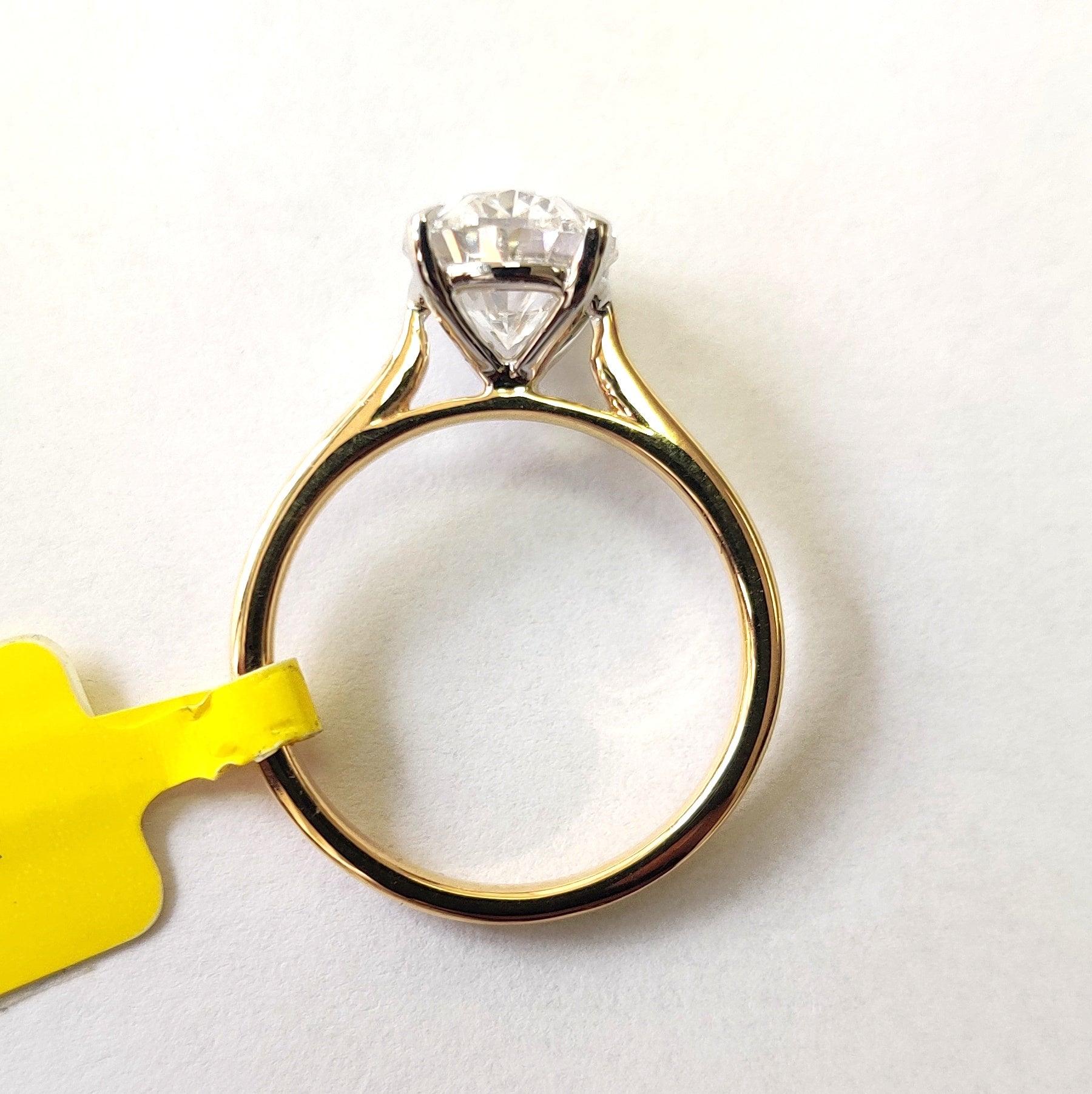 3.00 CT IGI Lab Oval Diamond Solitaire Engagement Ring - E/VS