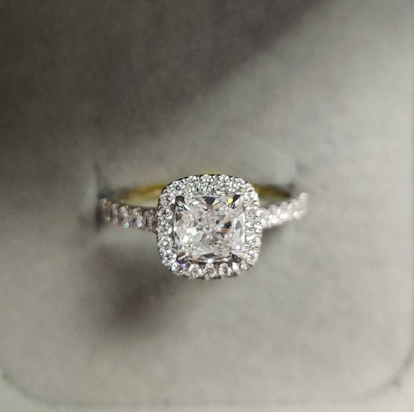 Clearance ! IGI Certified Cushion Diamond Halo Engagement Ring Platinum 1.40Ct