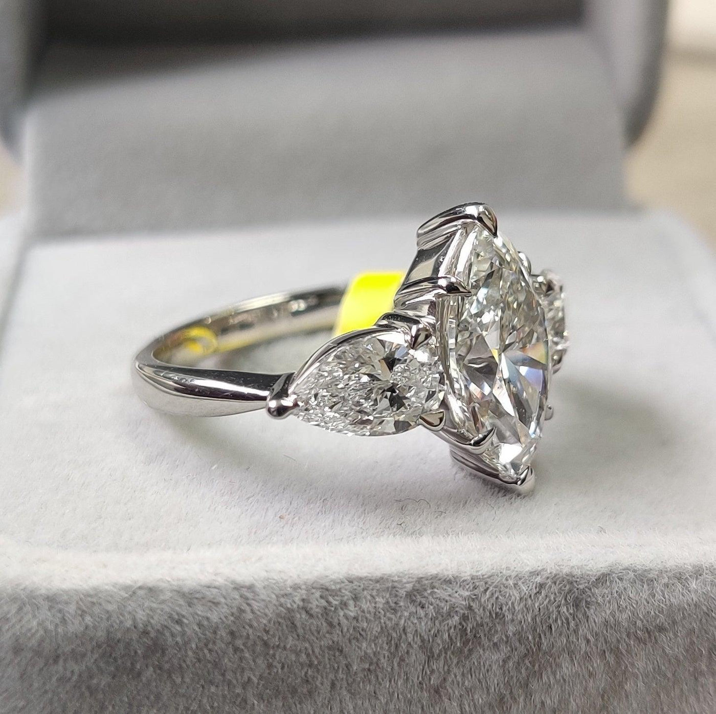 Clearance ! Best Quality 4.50Ct Marquise & Side Diamond Trilogy Ring Platinum