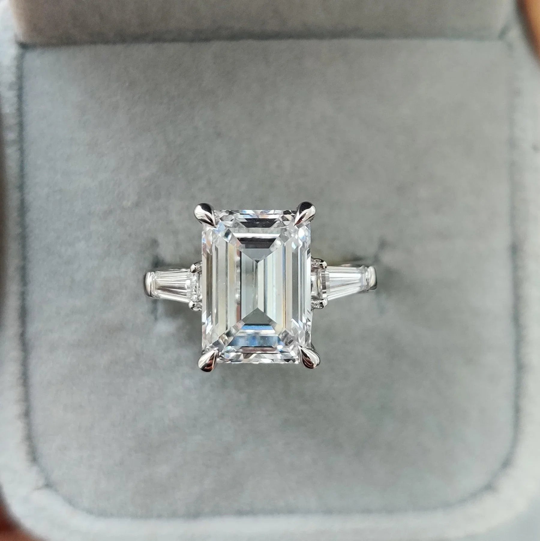 IGI Certified 4.75Ct F/VS Emerald Cut Diamond Trilogy Engagement Ring