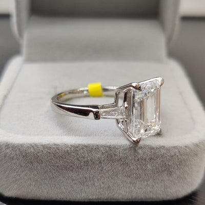 IGI Certified 4.75Ct F/VS Emerald Cut Diamond Trilogy Engagement Ring