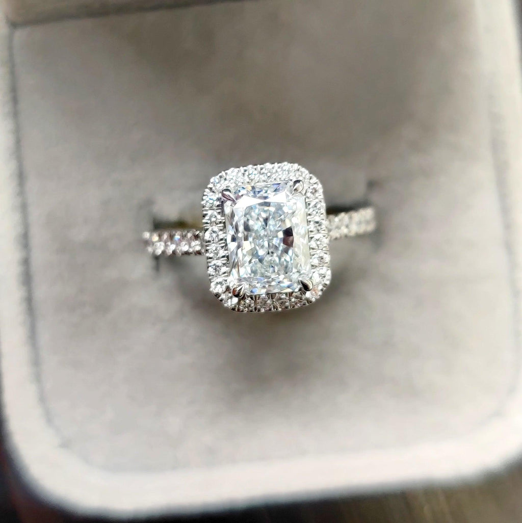 4.50 Ct IGI Certified Radiant Cut Diamond Halo Engagement Ring In Platinum