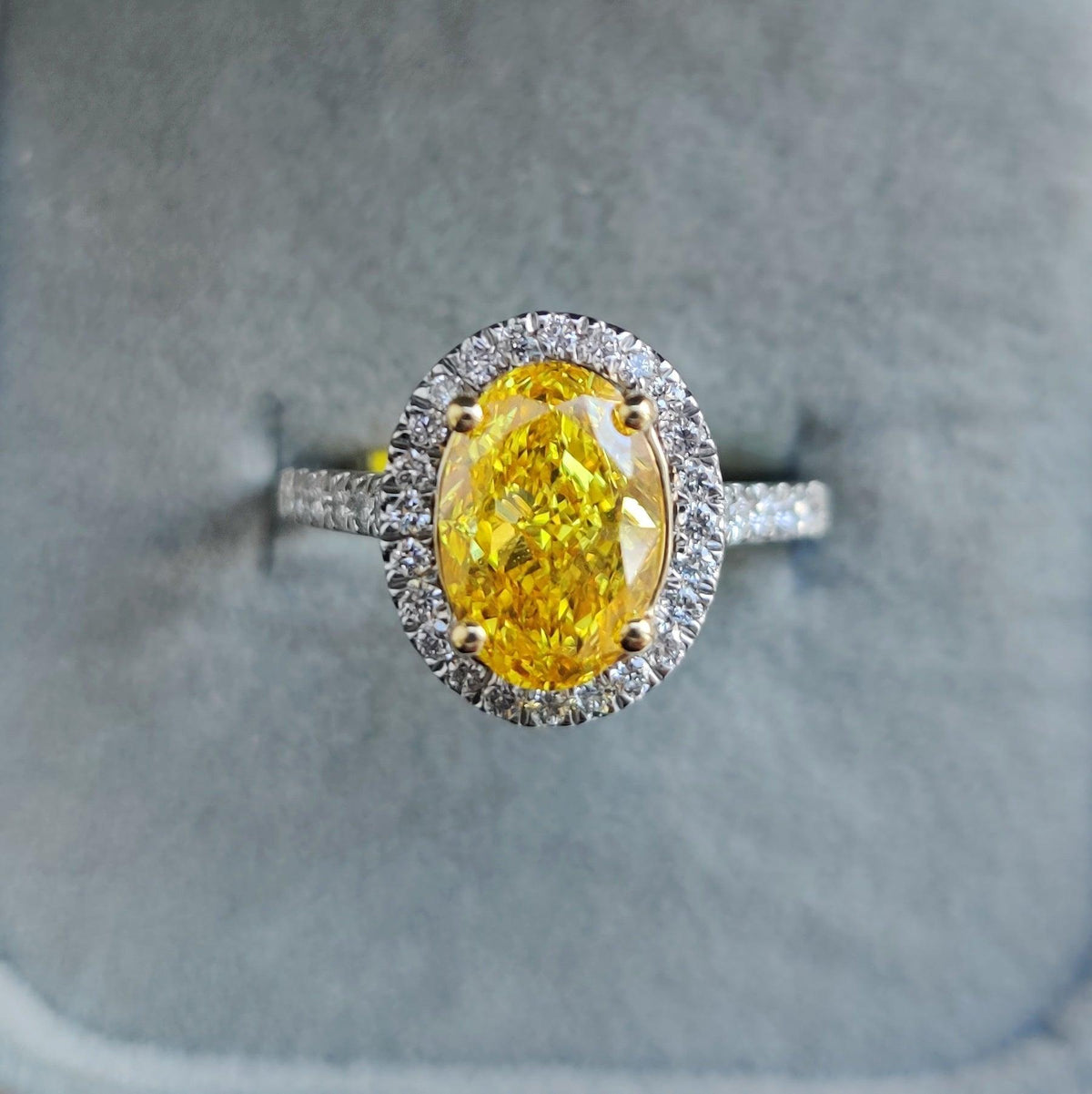 Fancy Vivid Yellow 2.90CT Oval Diamond Halo Engagement Ring, Platinum
