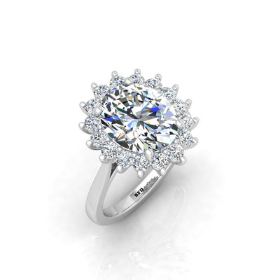 Sale ! 4.50CT G/VS IGI Certified Diamond Oval Cut Cluster Engagement Ring in Platinum