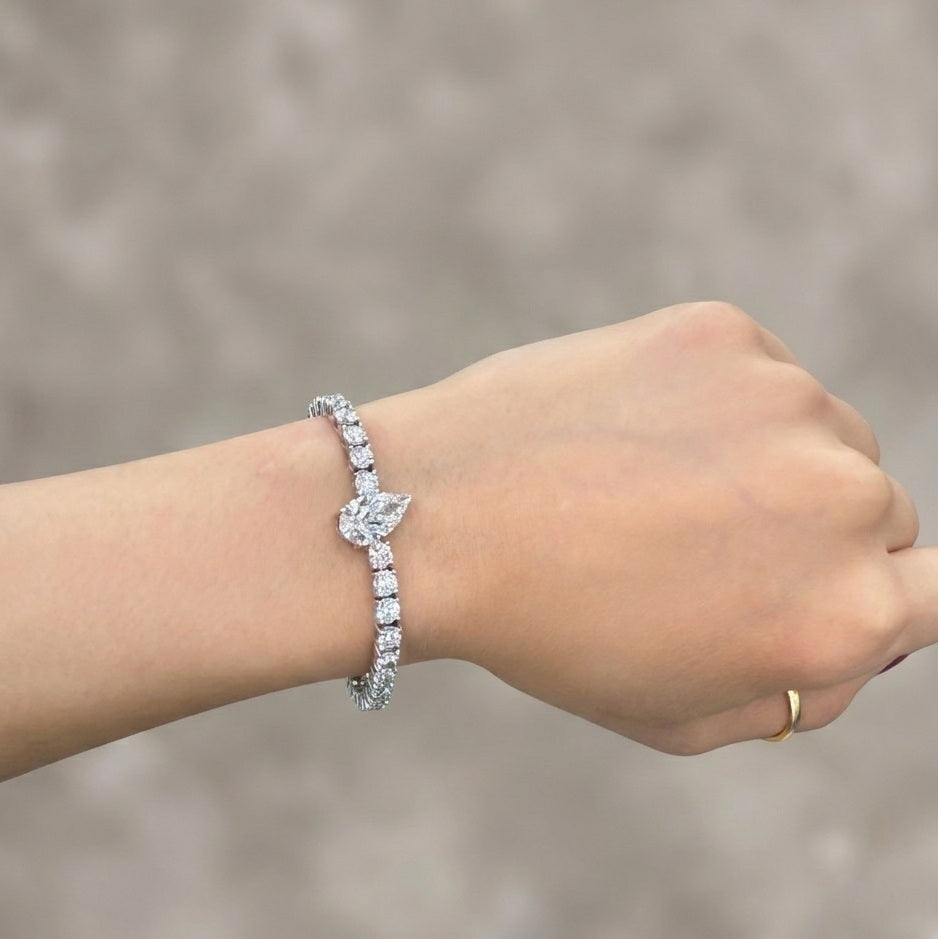 11.86Ct Pear and Round Lab Diamond Tennis Bracelet In 9k White Gold 7inch