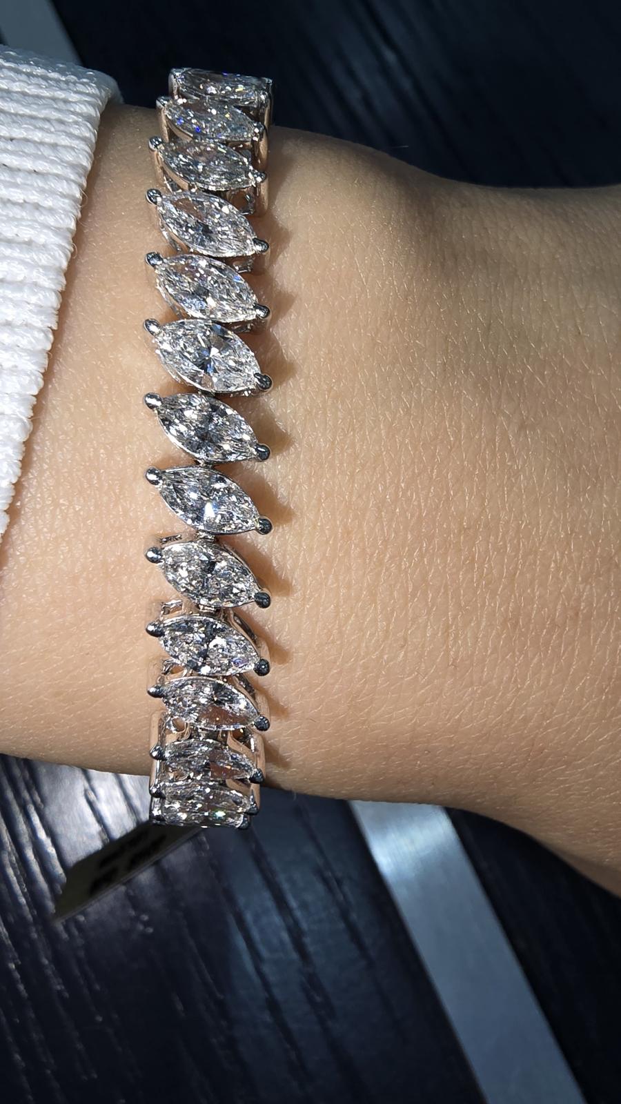 12.00 Carat D/VVS Lab Grown Marquise Diamond Tennis Bracelet Platinum