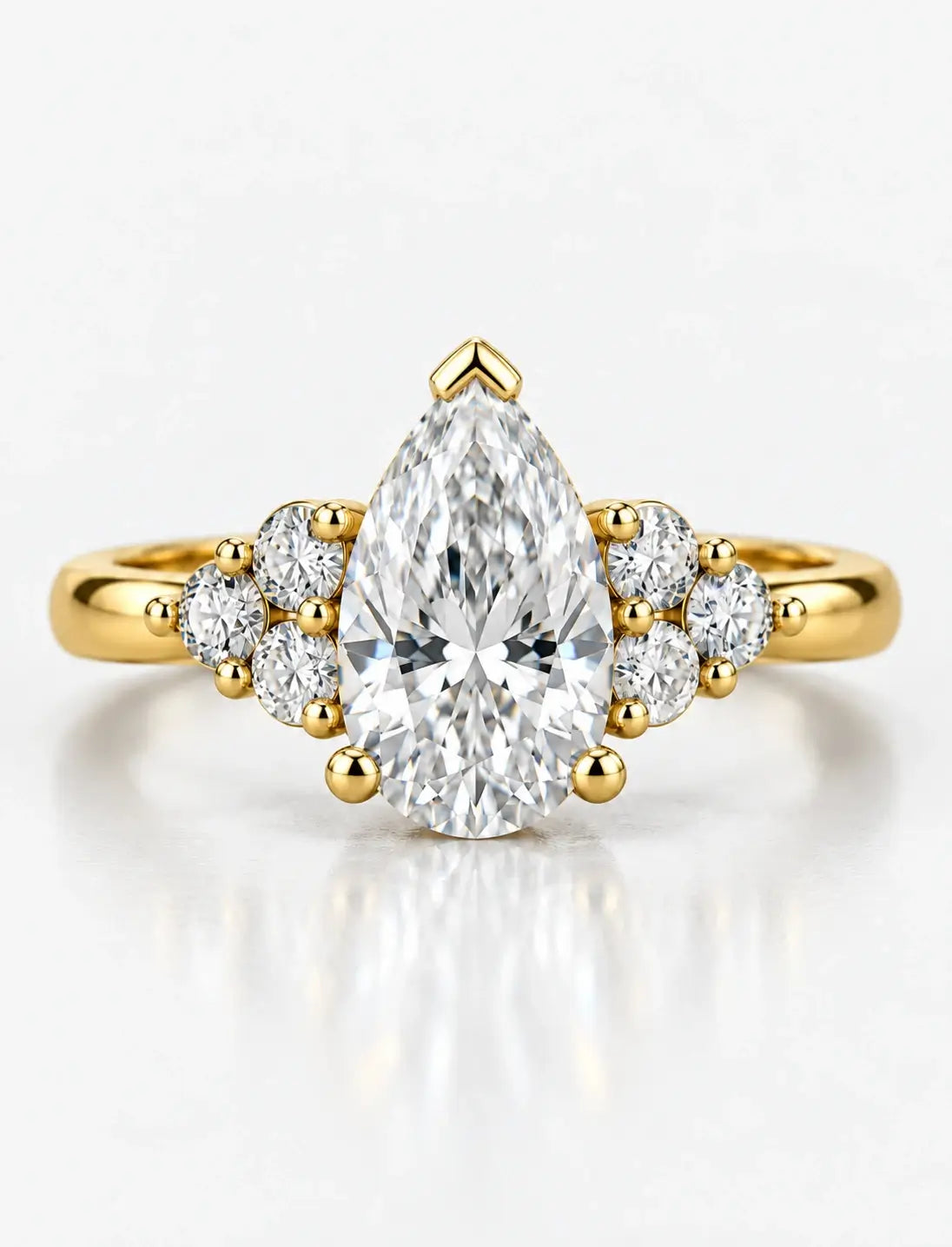 Lab Grown Diamond IGI Certified Pear Cut & Round Cut Diamond Claw Set Engagement Ring 18K Yellow Gold