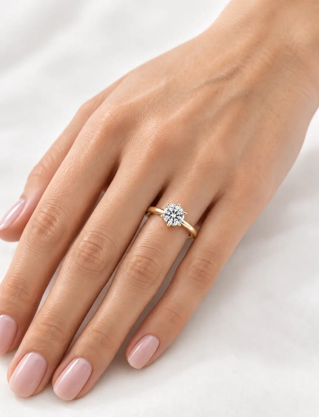 Round Brilliant Cut Diamond Solitaire Engagement Ring IGI Lab Grown in 18K Yellow Gold