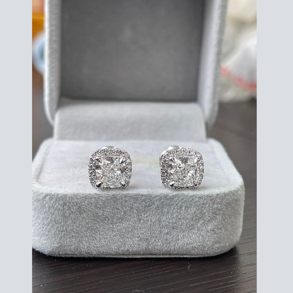 Certified D/VS 2.50Ct Cushion Diamond Halo Earring in 18k White Gold 3.75 Grams