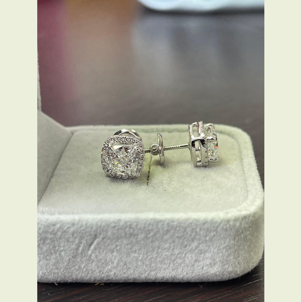 Certified D/VS 2.50Ct Cushion Diamond Halo Earring in 18k White Gold 3.75 Grams