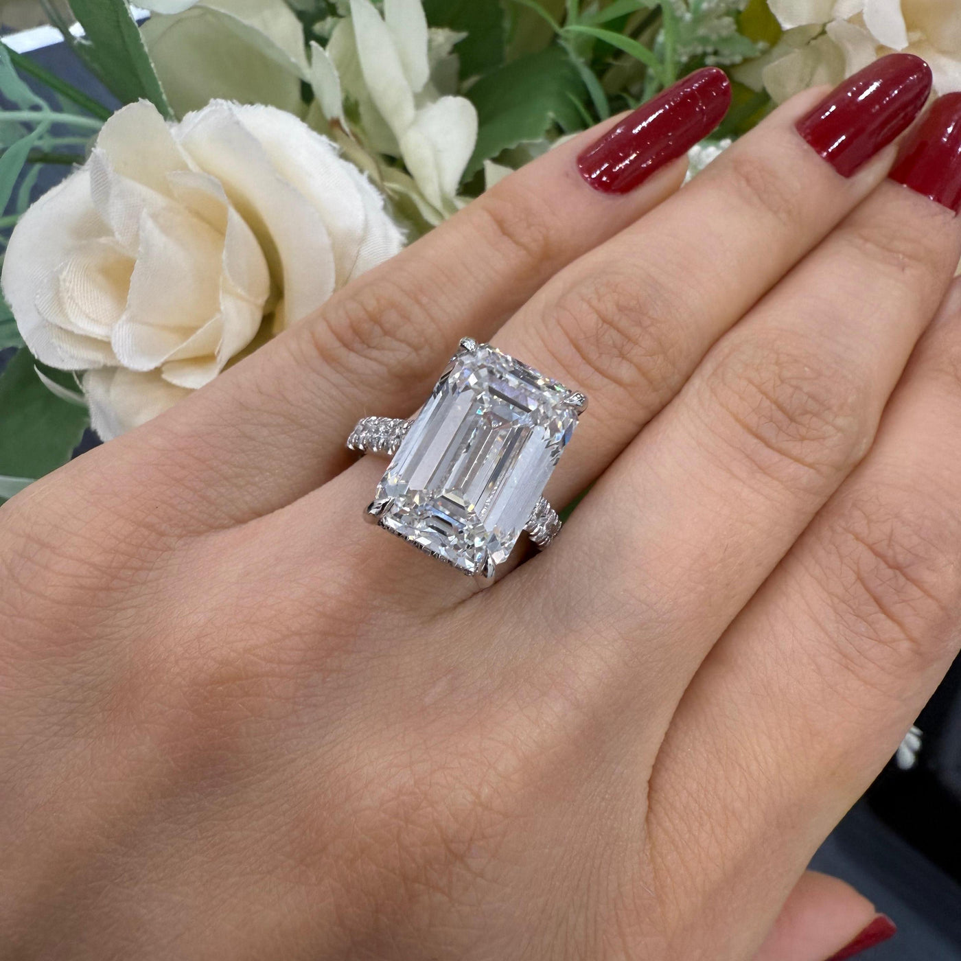 IGI Certified 15.25CT Emerald Diamond Engagement Ring In Platinum