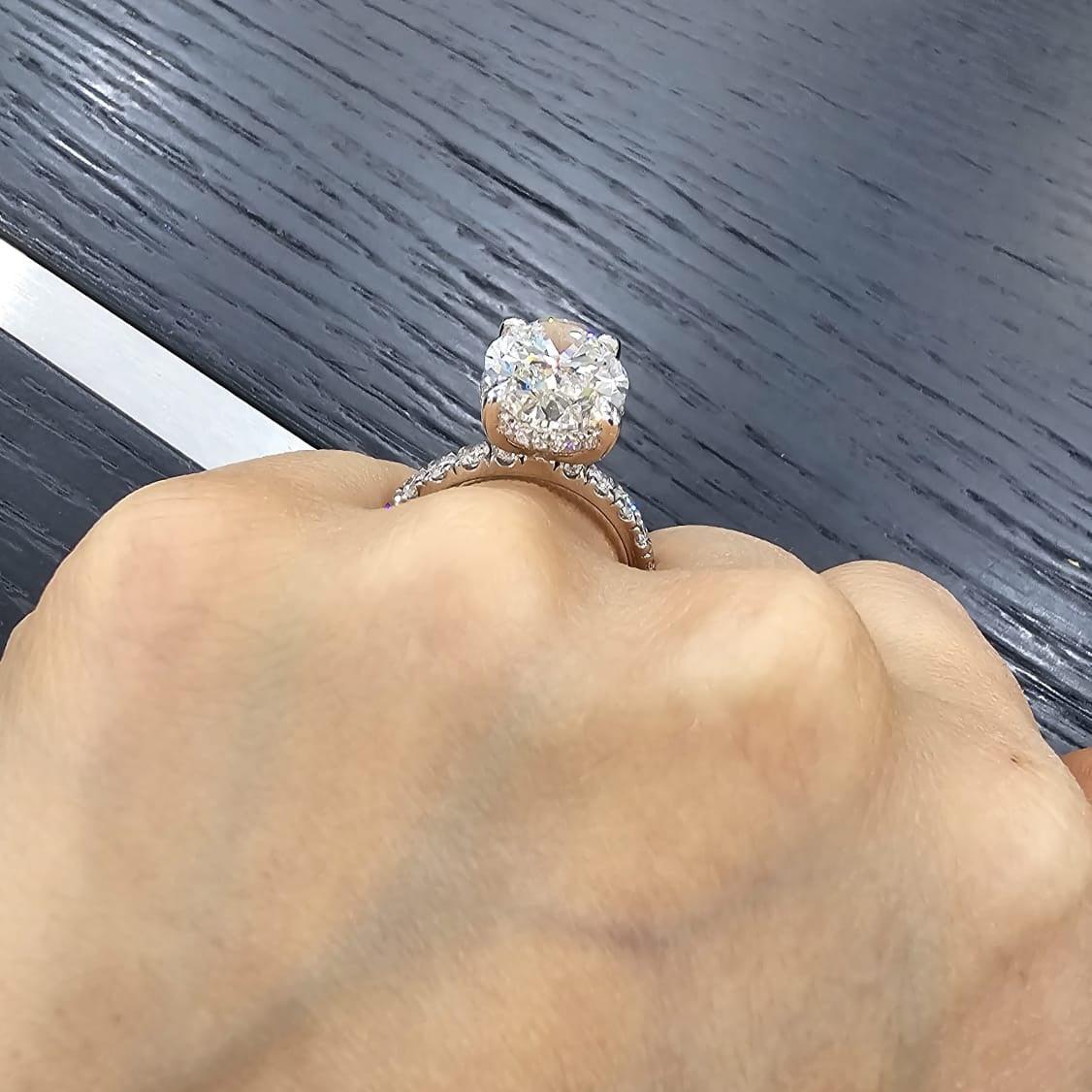 Certified 9.00CT Oval Lab Grown Diamond Engagement Ring in Platinum