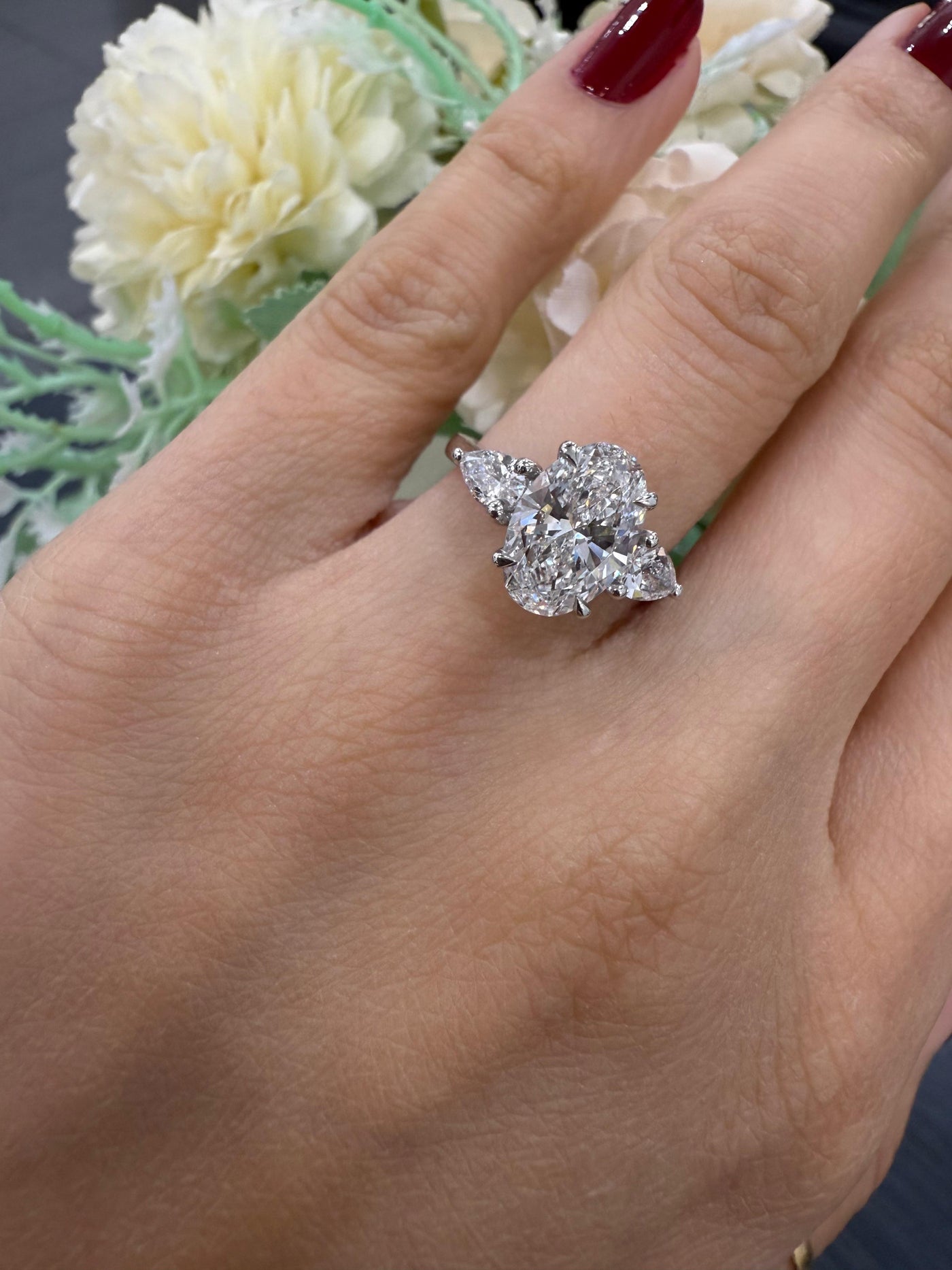 3.00Carat D/VS Lab Grown Oval & Pear Shape Diamond Trilogy Ring In Platinum