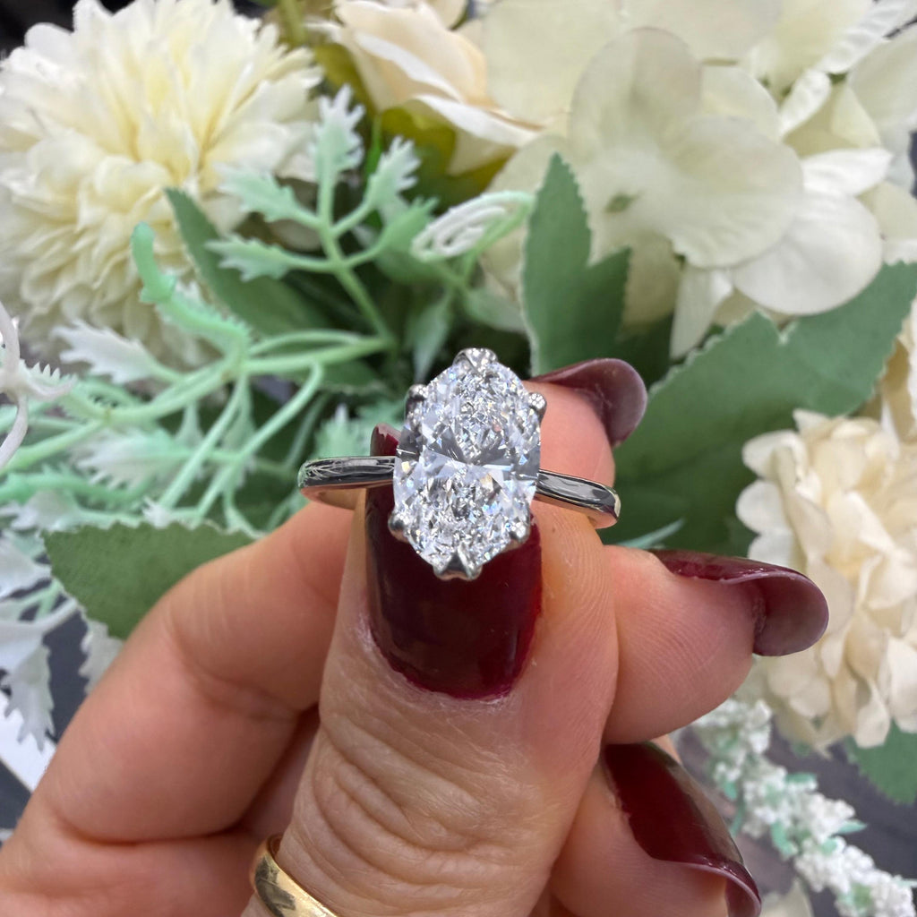 IGI 2.00CT D/VVS Oval Lab Diamond Six Claw Solitaire Engagement  Ring