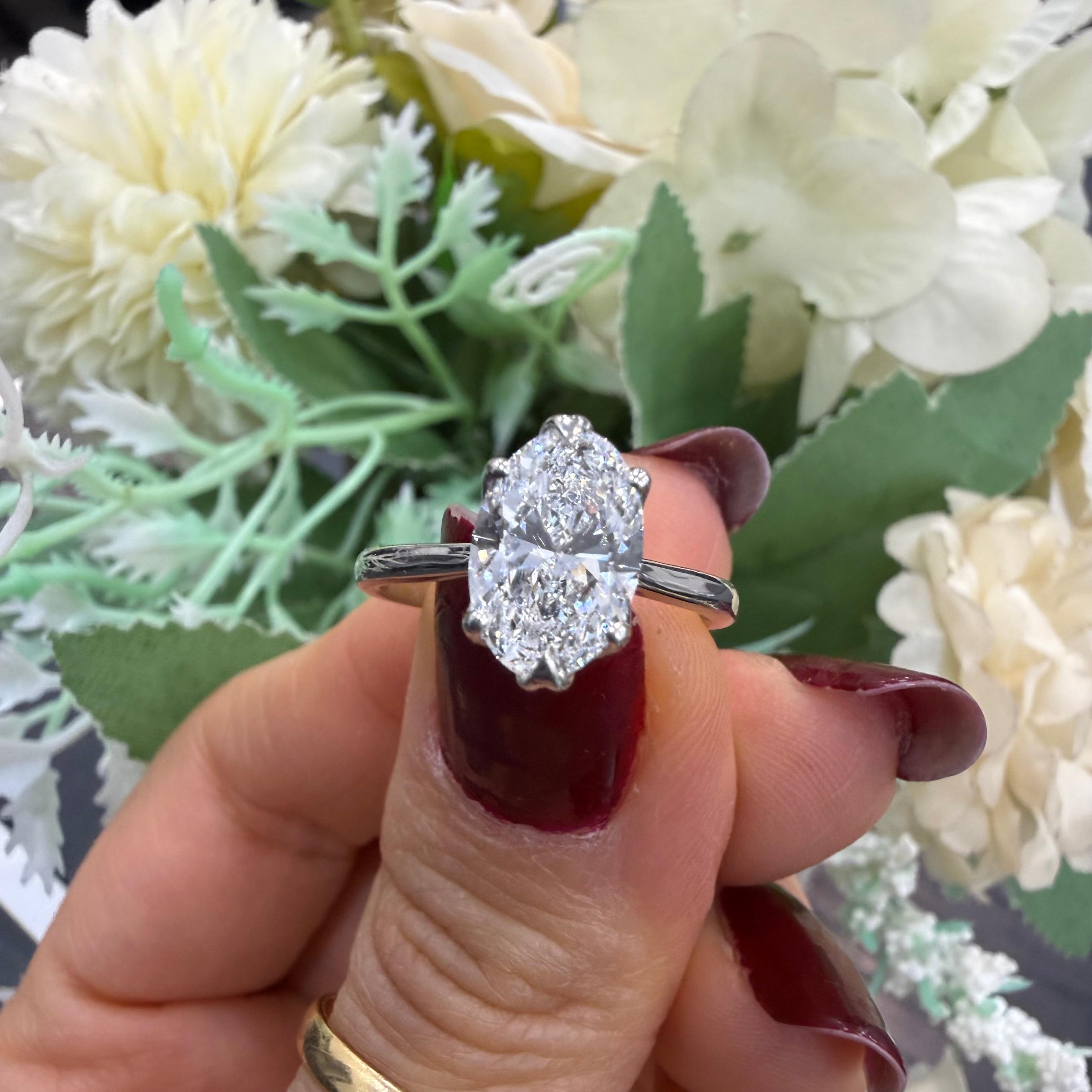 IGI 2.00CT D/VVS Oval Lab Diamond Six Claw Solitaire Engagement  Ring