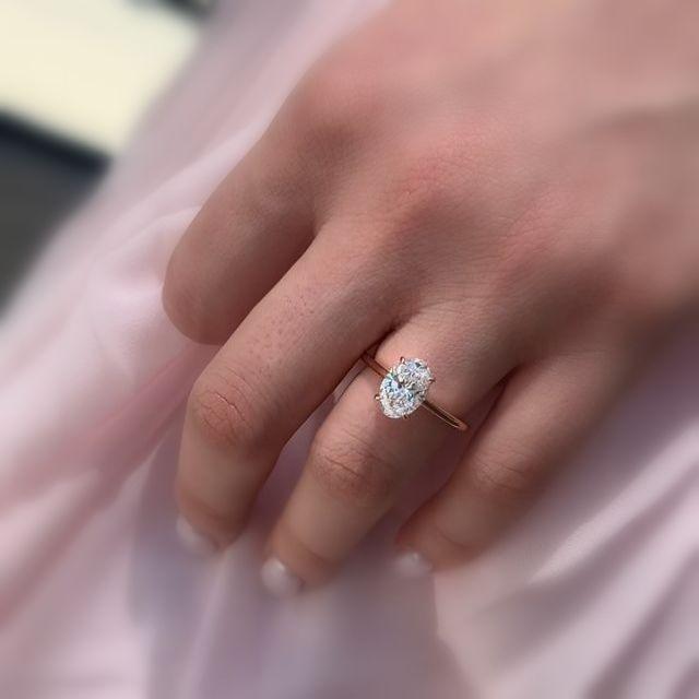 Special Offer ! E/VS 1.00-3.00 CT IGI Certified Oval Diamond  Solitaire Engagement Ring in Platinum