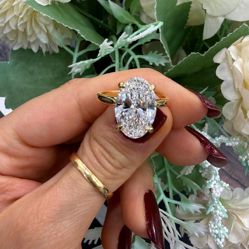IGI 5.00CT D/VVS Oval Lab Diamond Solitaire Ring In 18k Yellow Gold