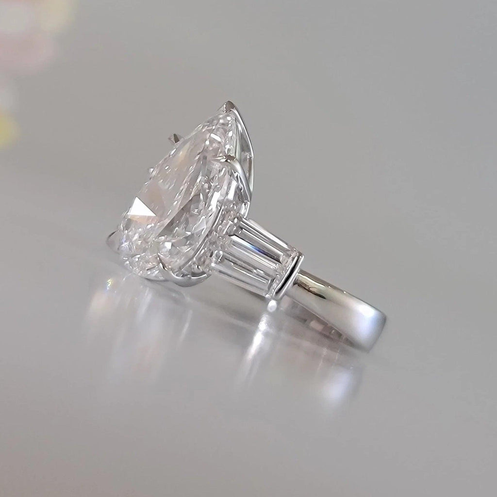 IGI Certified Pear Diamond Engagement Ring in Platinum 4Ct - 6Ct