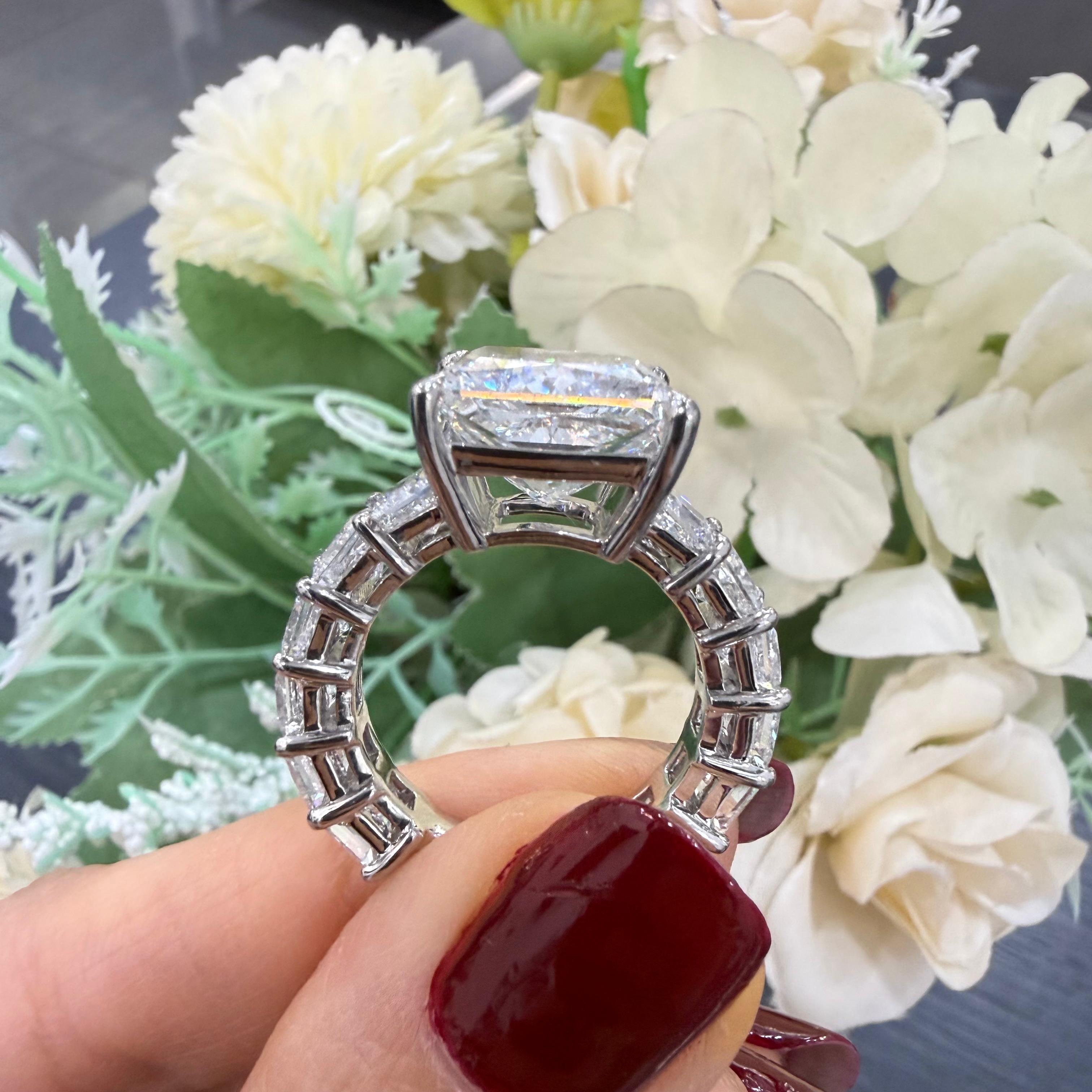 IGI Certified 16.30Ct F/VVS Princess Diamond Engagement Ring in Platinum
