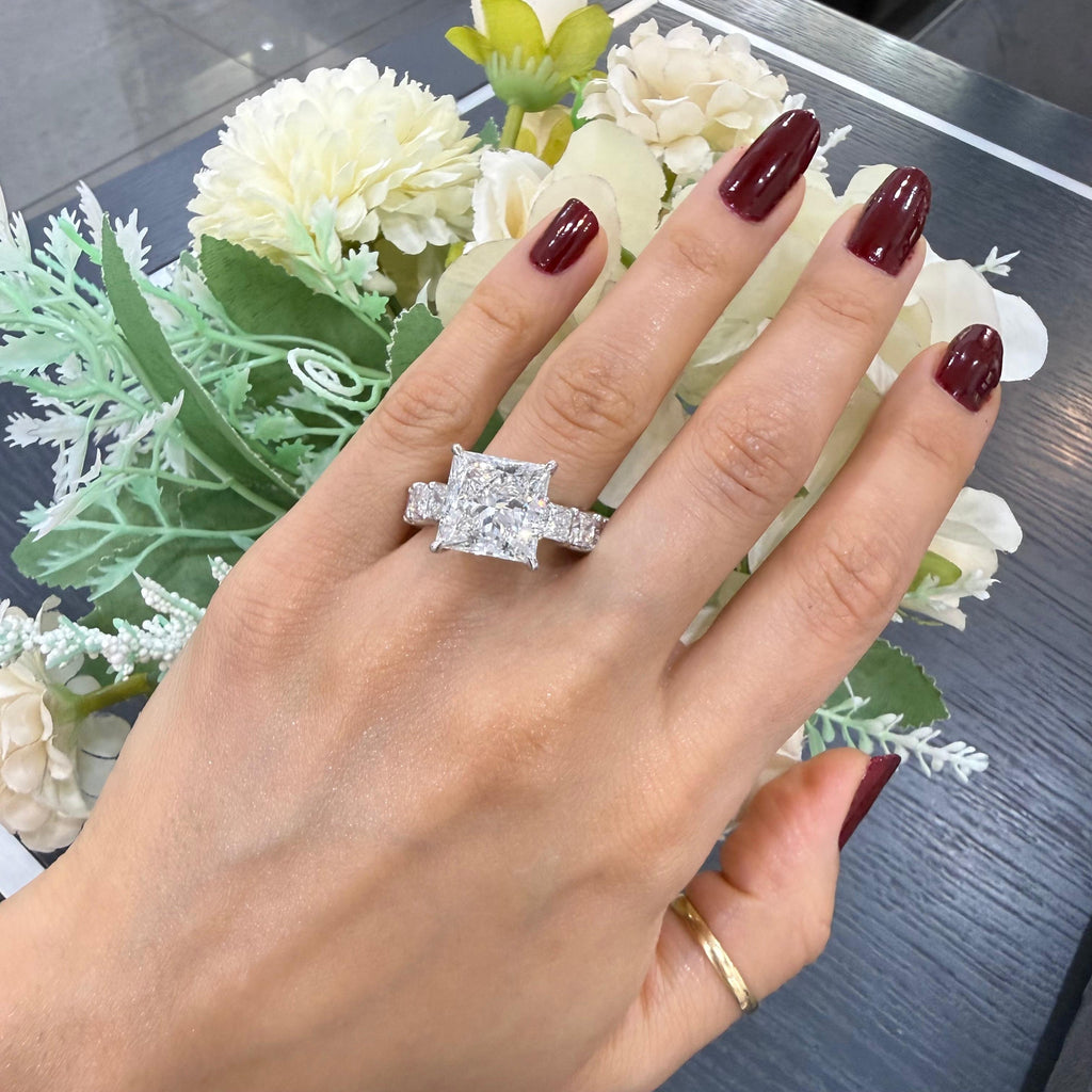 IGI Certified 16.30Ct F/VVS Princess Diamond Engagement Ring in Platinum