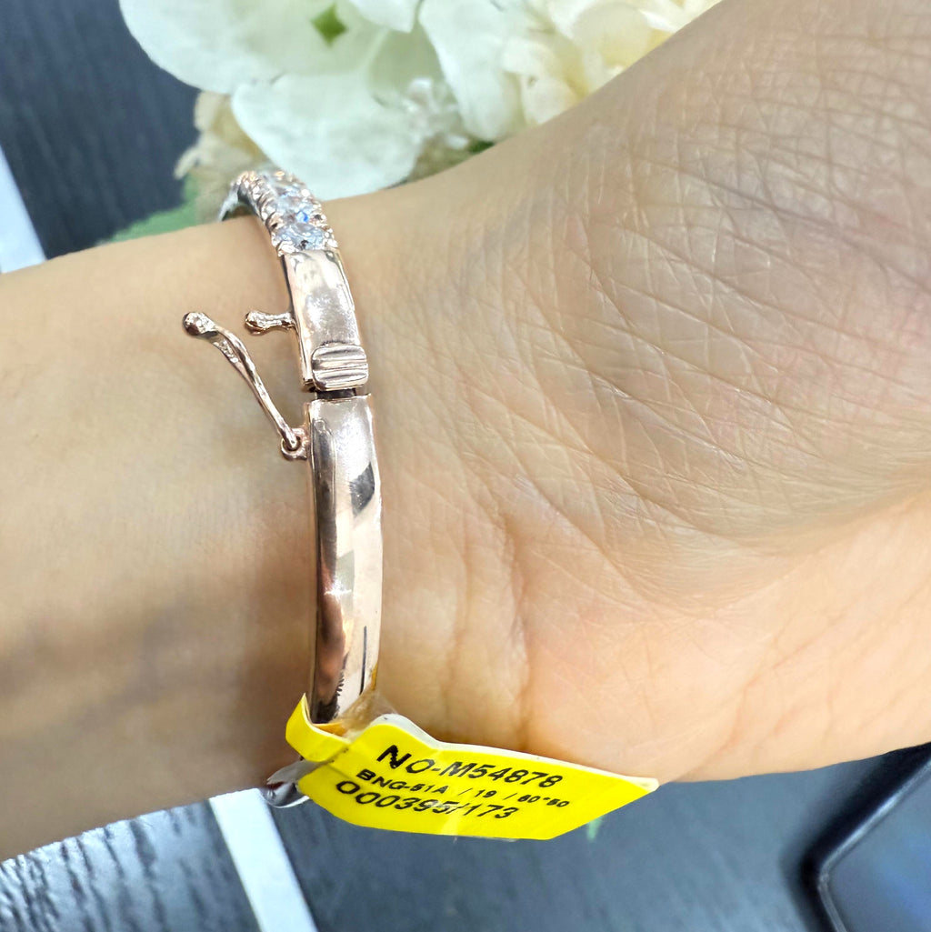 Top Quality D/VS 4.00CT Lab Grown Round Diamond Claw Set Tennis Bangle In Rose Gold