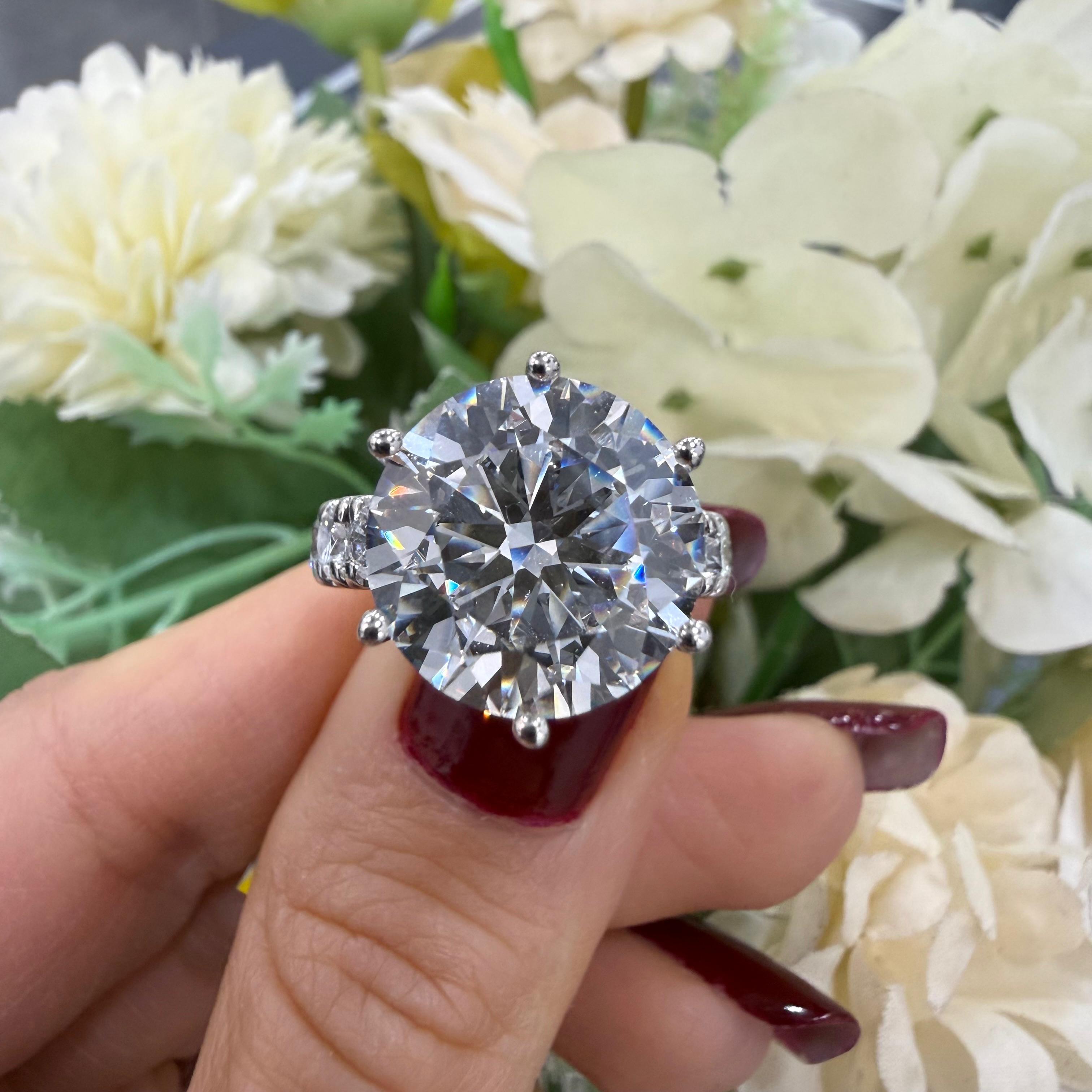 IGI Certified 10.00ct F/VS Round Diamond Engagement Ring In White Gold