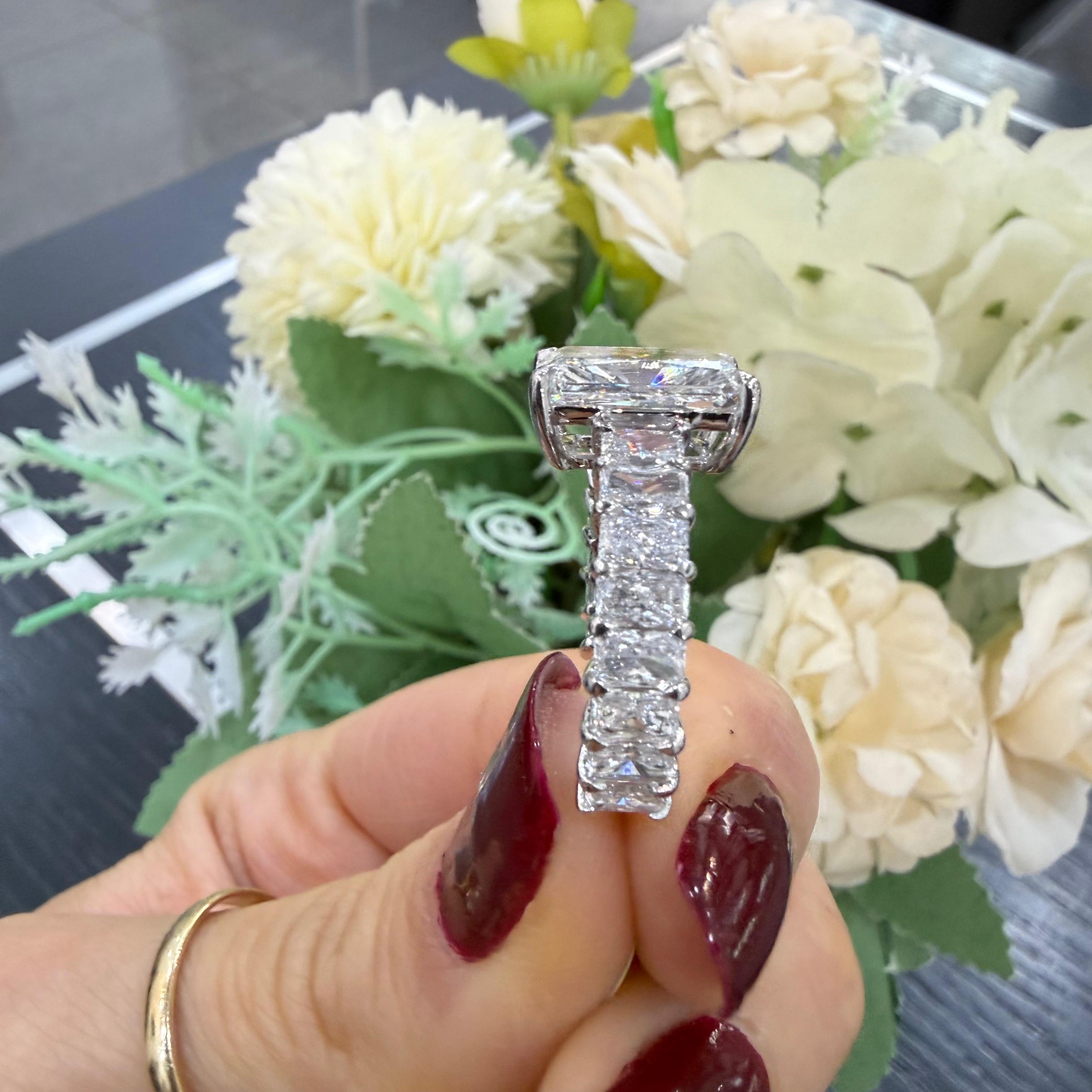 IGI Certified 11.50Ct F/VS1 Radiant Diamond Engagement Ring in White Gold