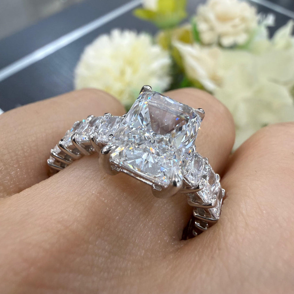 IGI Certified 11.50Ct F/VS1 Radiant Diamond Engagement Ring in White Gold