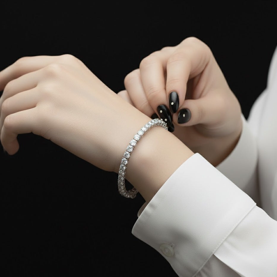 D/VVS 10.00 Carat Lab Grown Diamond Tennis Bracelet in 9K Gold