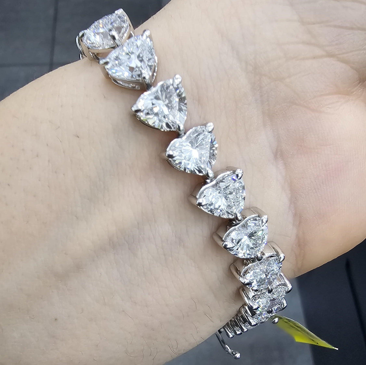 30.00ct Heart Diamond Tennis Bracelet - Platinum (Angle View 5)