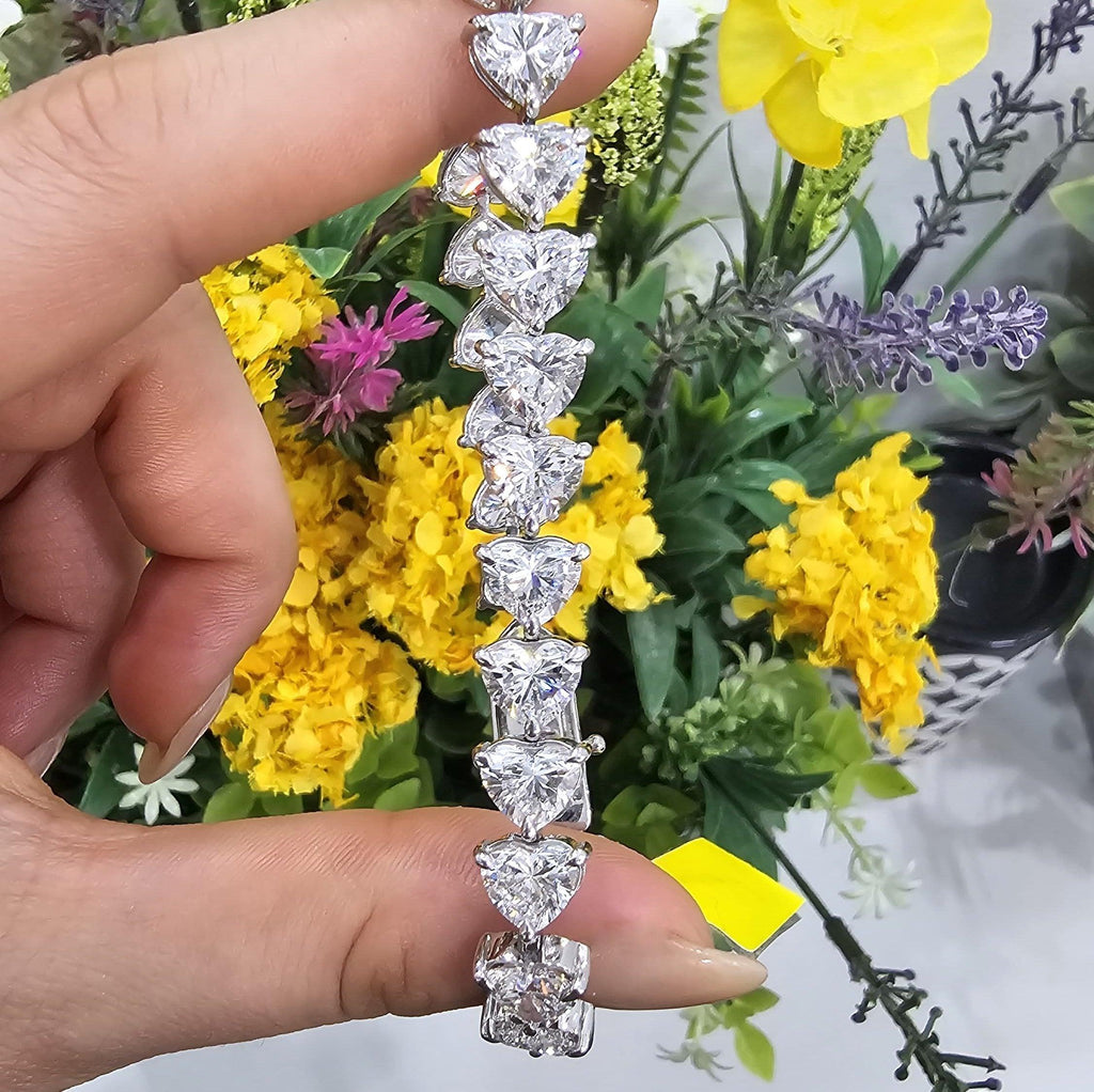 30.00ct Heart Diamond Tennis Bracelet - Platinum (Angle View 7)
