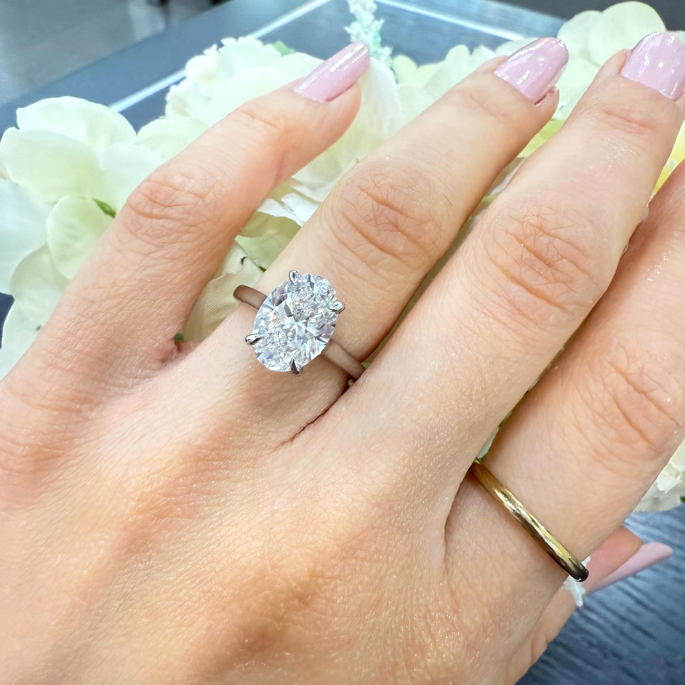 IGI Certified E/VS 4.29 Carat Lab Grown Oval Cut Diamond Solitaire Engagement Ring In Platinum
