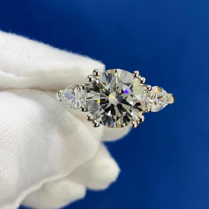 IGI Certified 6.50ct - 7.50ct Lab Grown Round Diamond Trilogy Engagement Ring in Platinum