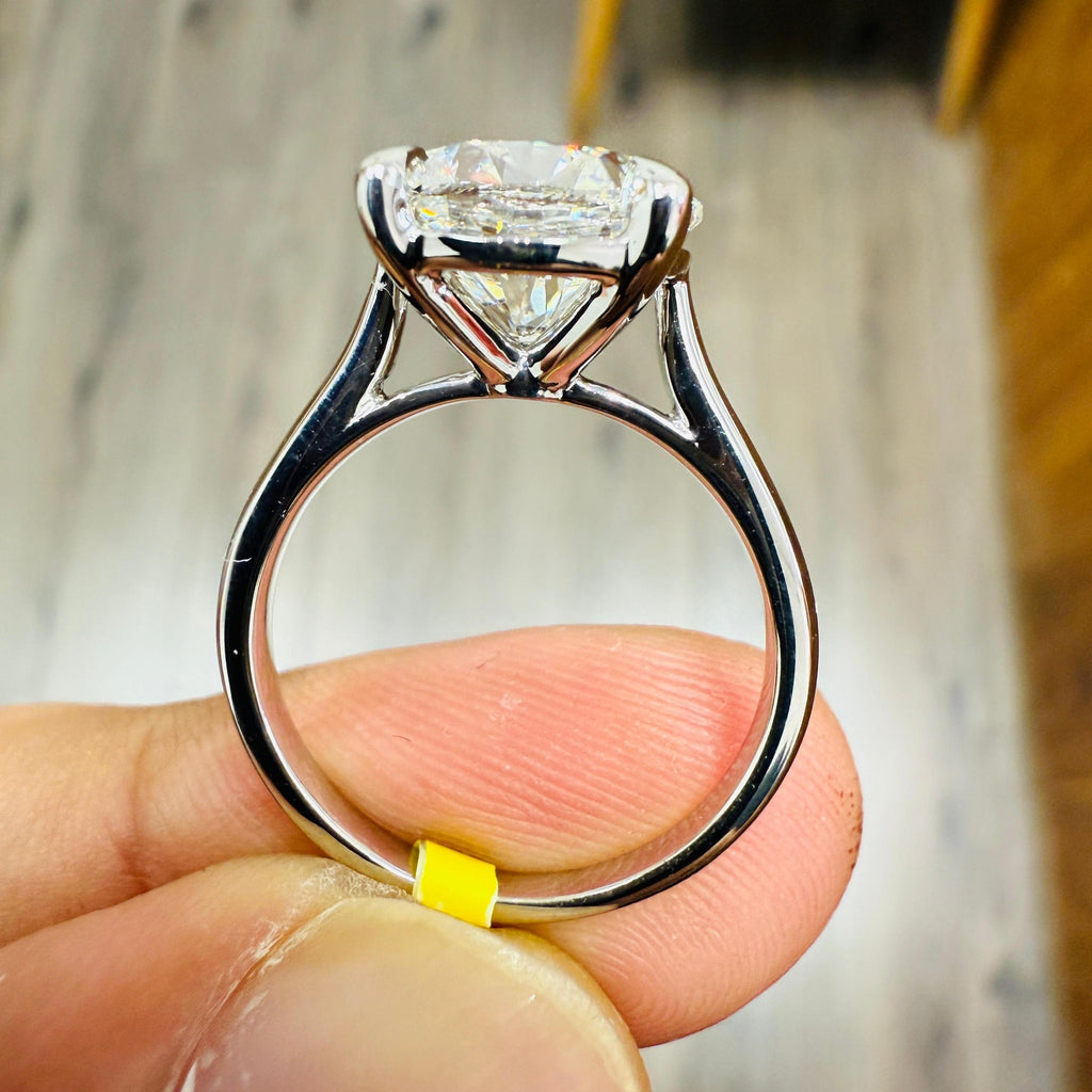 Huge Round Diamond Solitaire Engagement Ring in Platinum 2.00Ct - 3.00Ct