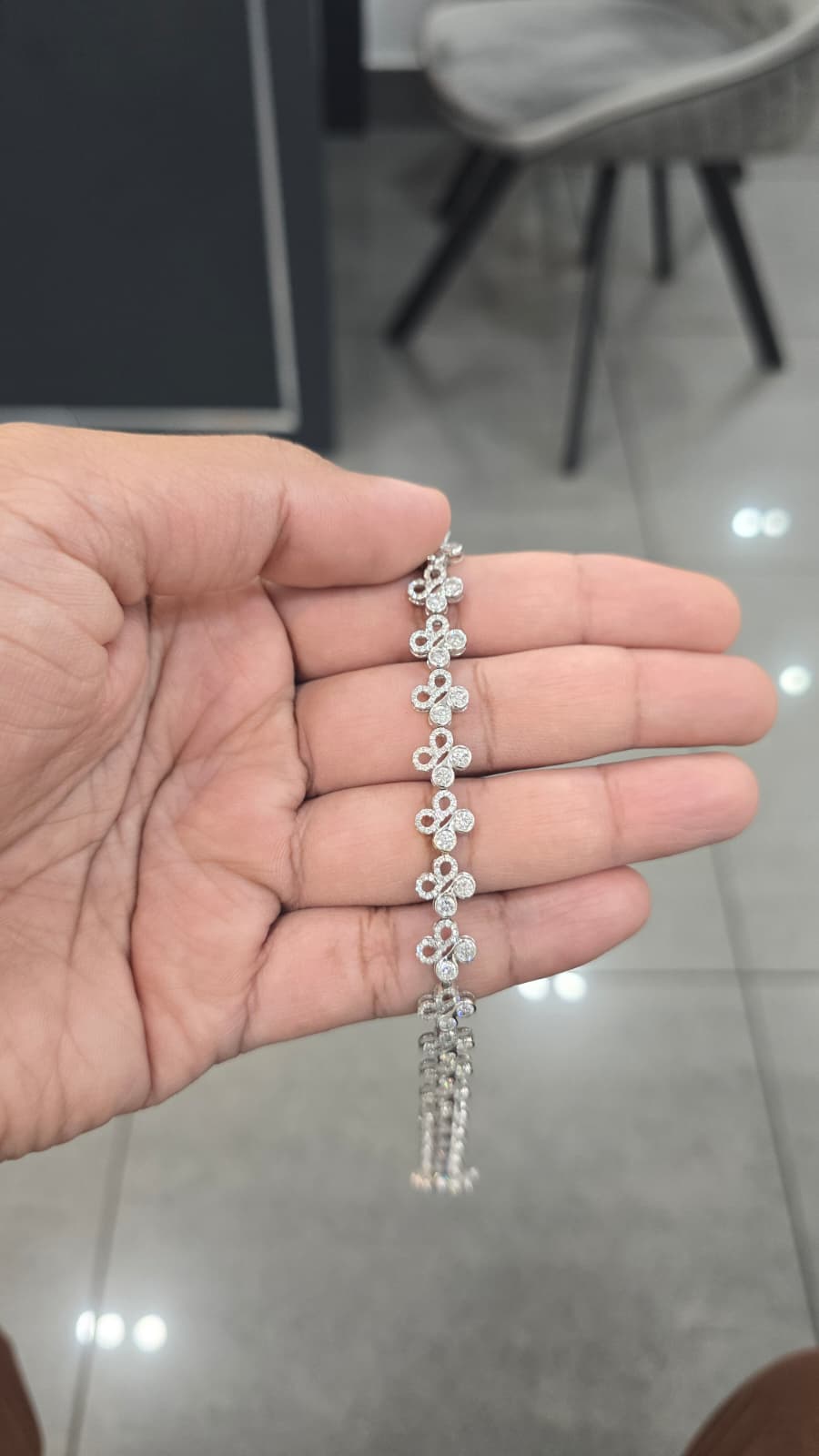 UK Hallmarked 5.00Ct Round Diamond Tennis Bracelet 100% D/VS Natural 18K White Gold