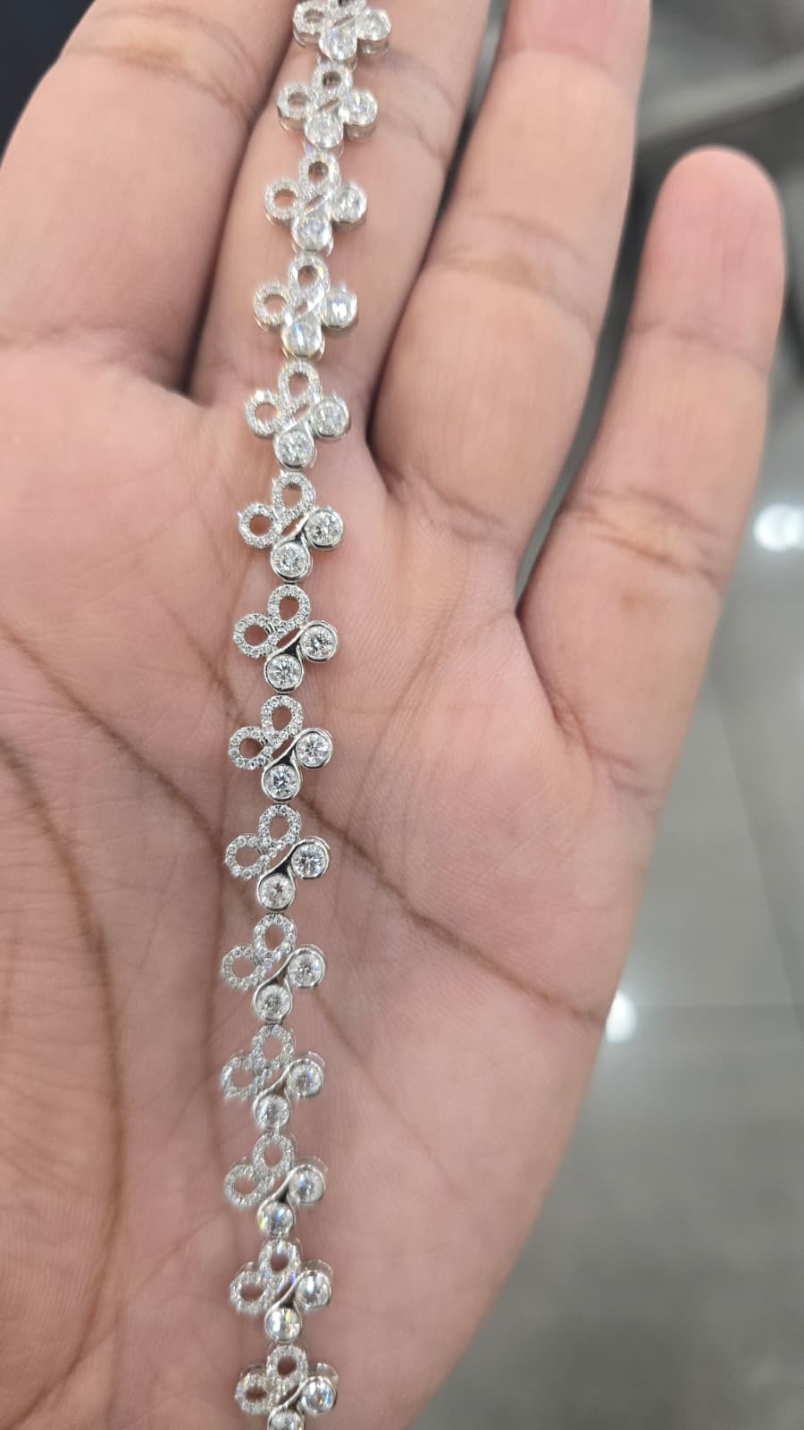 UK Hallmarked 5.00Ct Round Diamond Tennis Bracelet 100% D/VS Natural 18K White Gold