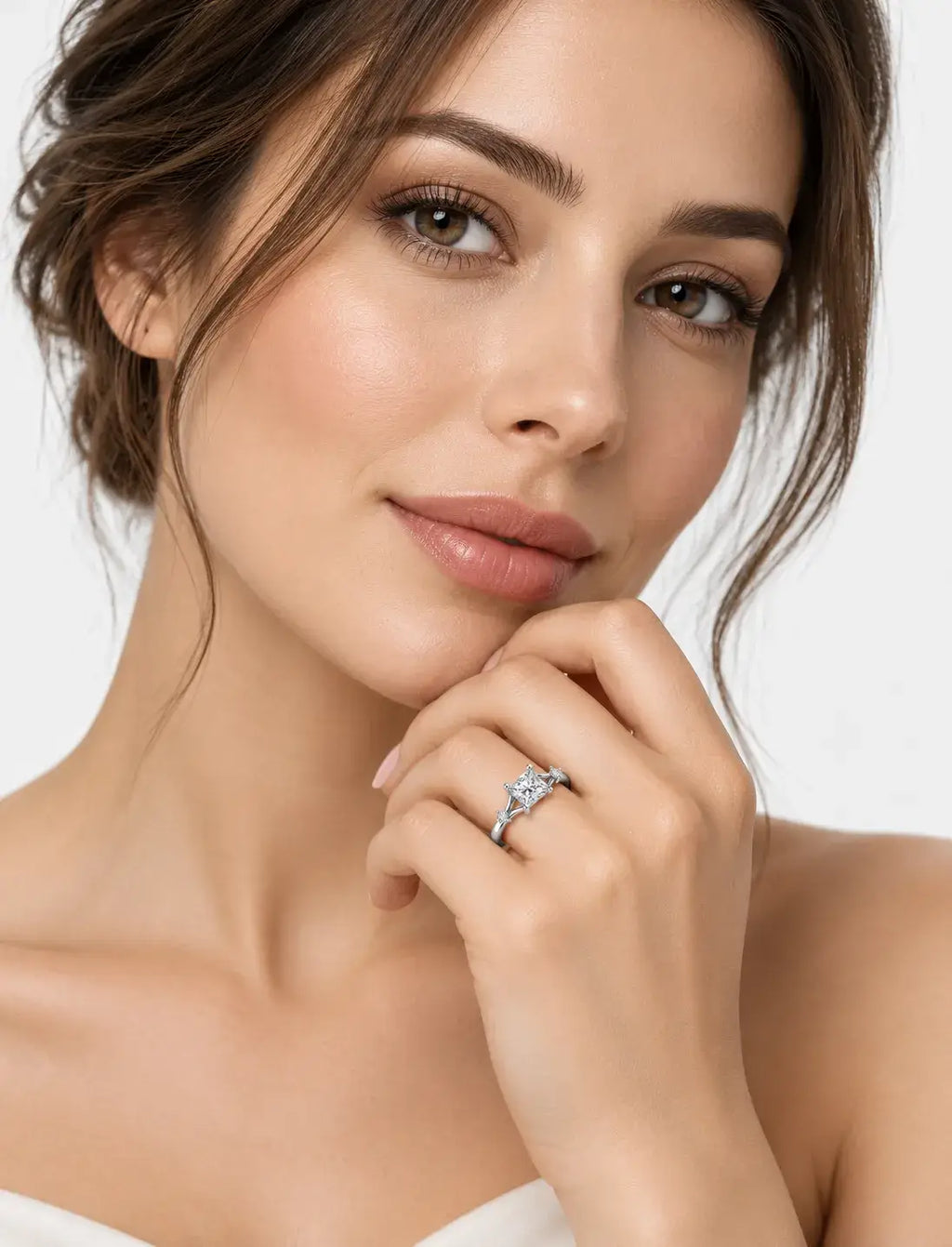 Lab Grown IGI Certified Kite-Set Princess-Cut Split-Shank Three-Stone Engagement Ring in Gold & Platinum