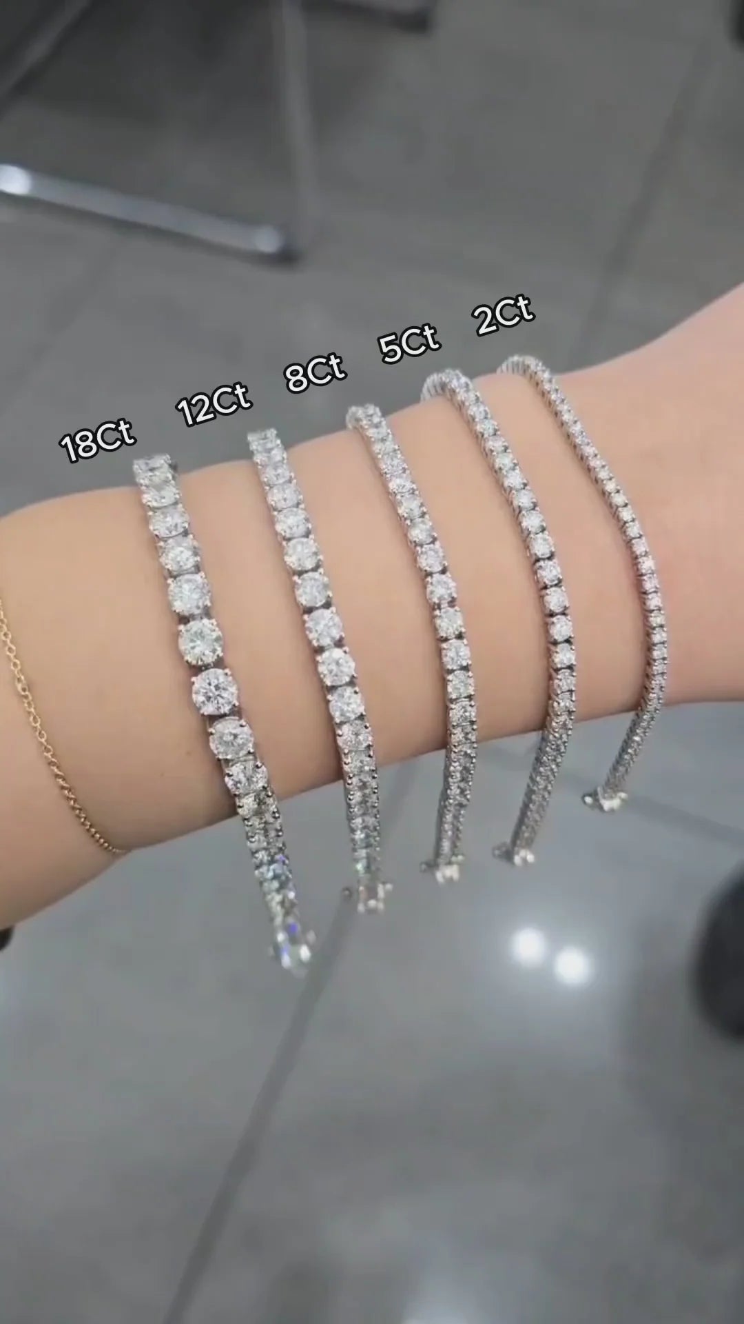 3.00ct D-E/VS 100% Natural Round Diamond Claw Set Tennis Bracelet in Platinum