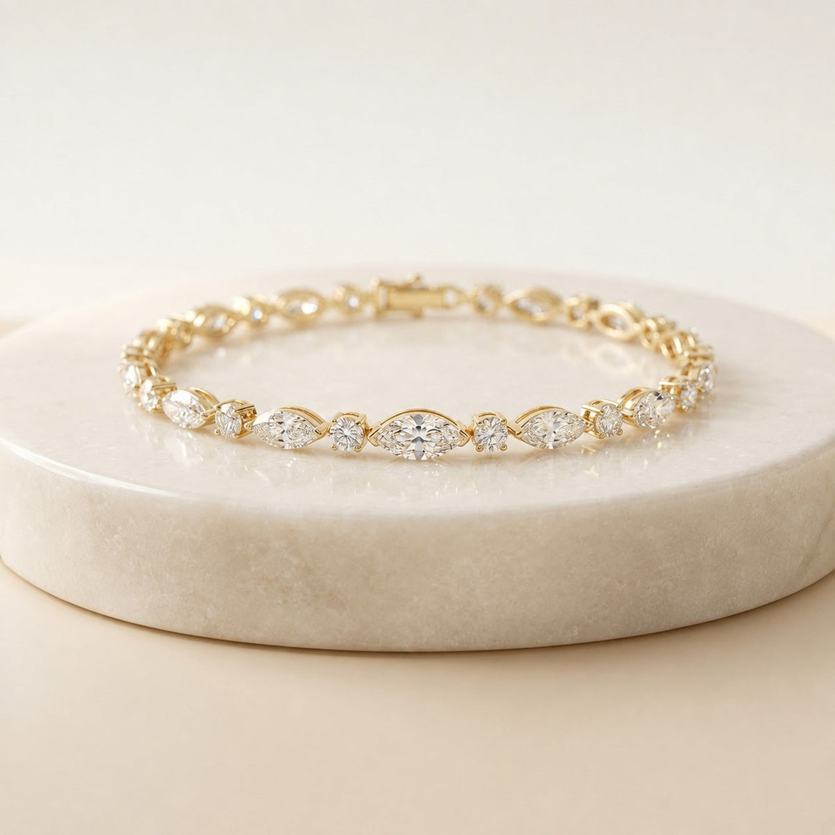 5.00ct Round Diamond Tennis Bracelet - 9k Yellow Gold