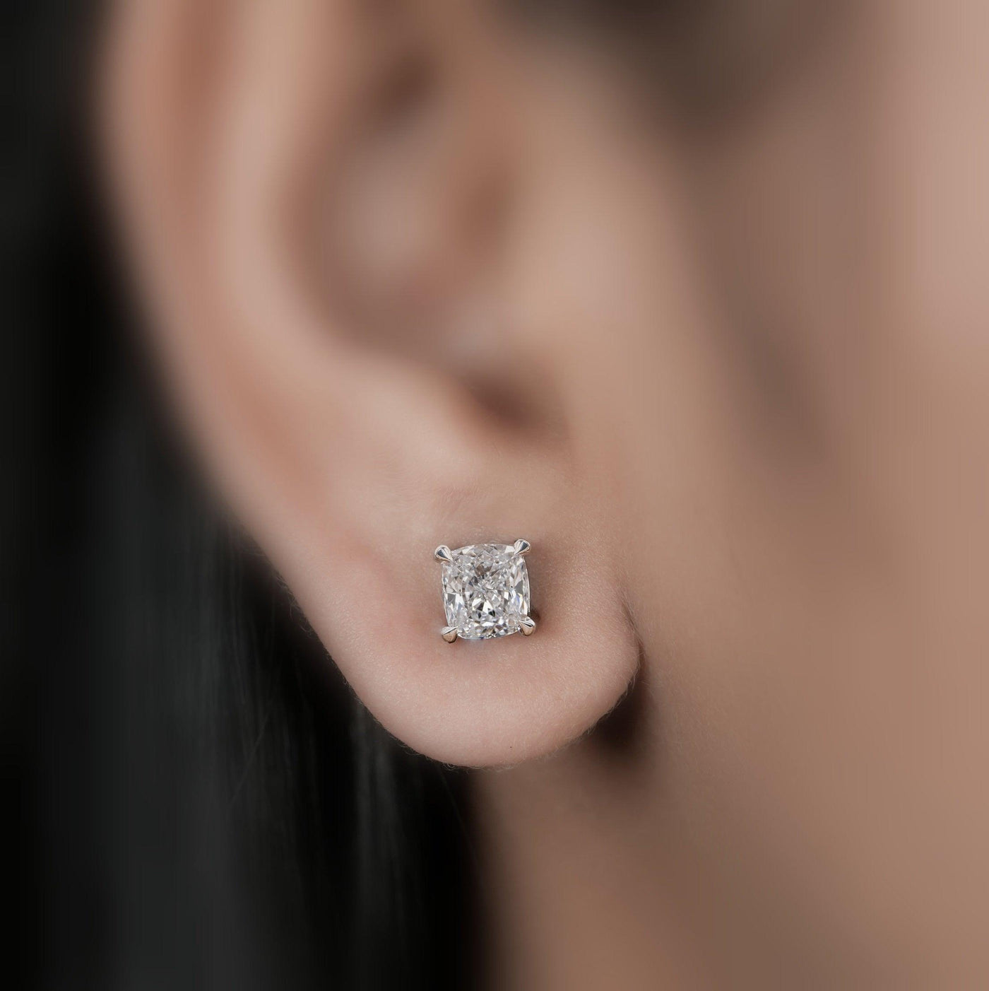 Clearance ! IGI Certified D-E/VS 2.00Ct Cushion Lab Diamond Stud Earrings In Platinum