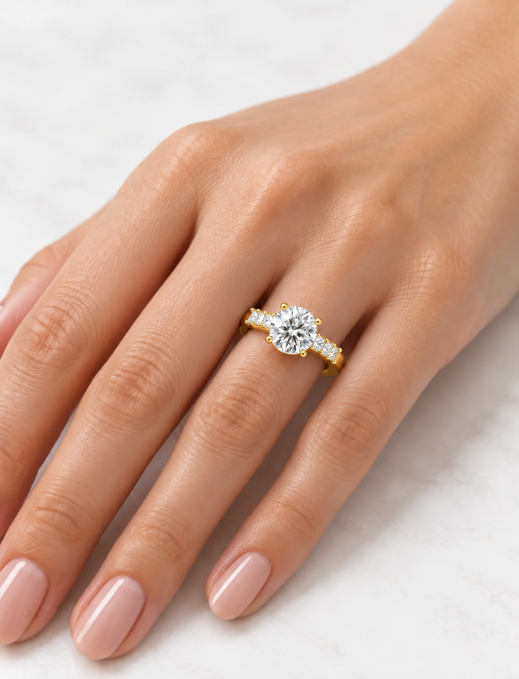Lab Grown Diamond IGI Certified Round & Princess Cut Diamond Claw Set Engagement Ring 18K Yellow Gold