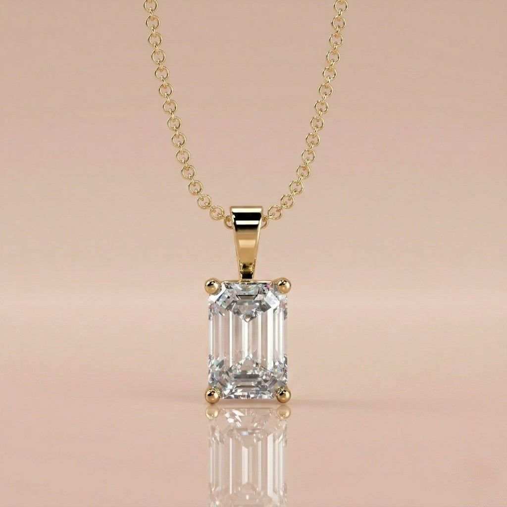 IGI Certified Emerald Diamond Solitaire Pendant Necklace for Women in 18k Gold 1.00Ct-3.00Ct