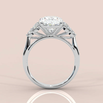 Special Offer ! IGI Certified G/VVS 5.50ct Oval and Round Diamond Engagement Ring in Platinum