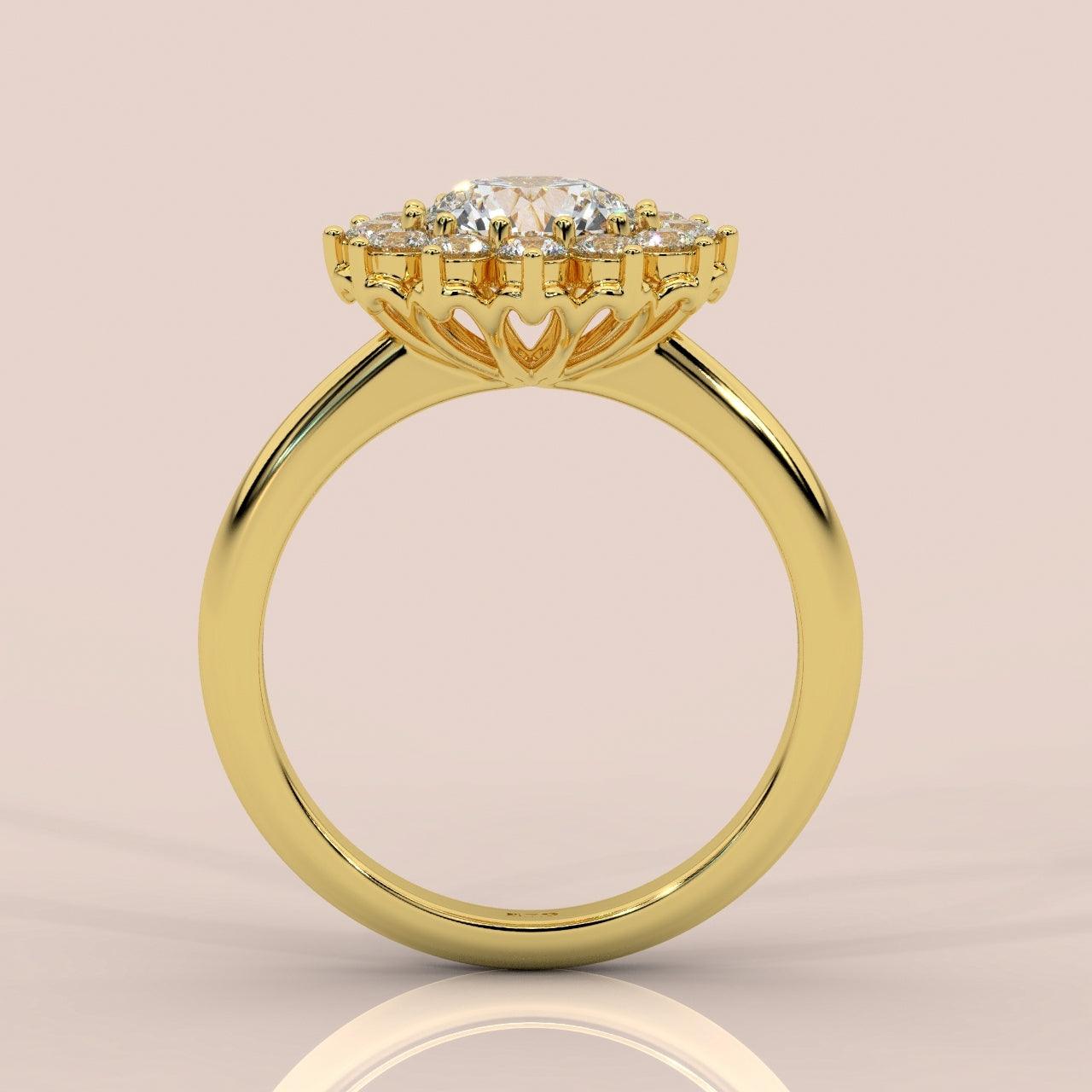 Special Offer ! VVS Quality 3.00Carat Round Diamond Cluster Engagement Ring in 18k Yellow Gold