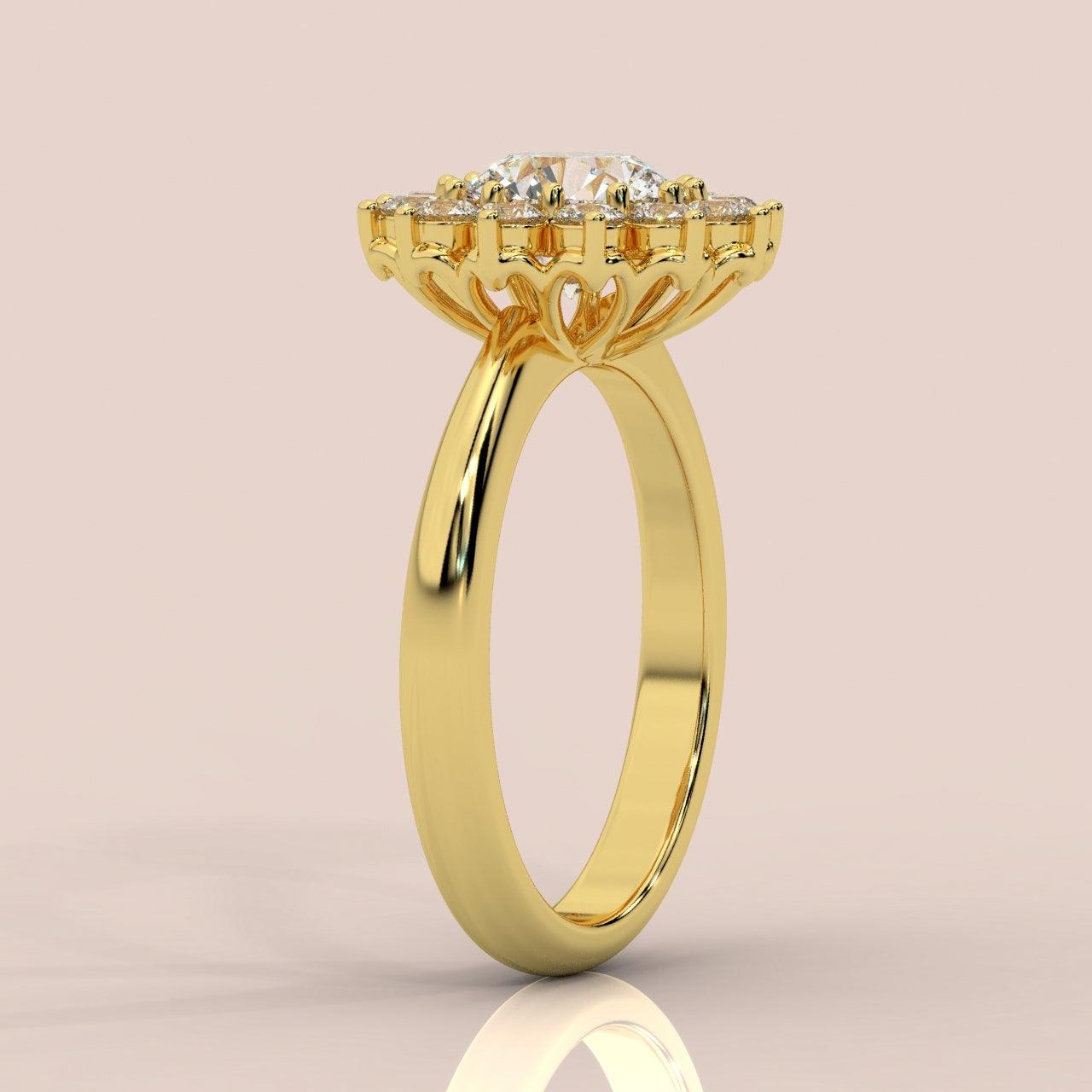Special Offer ! VVS Quality 3.00Carat Round Diamond Cluster Engagement Ring in 18k Yellow Gold