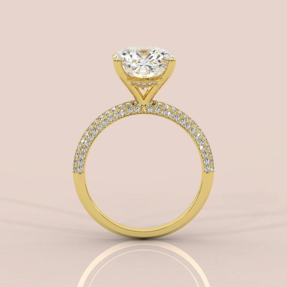 Special Offer ! VS Quality 3.50Carat Cushion Diamond Engagement Ring in 18k Yellow Gold